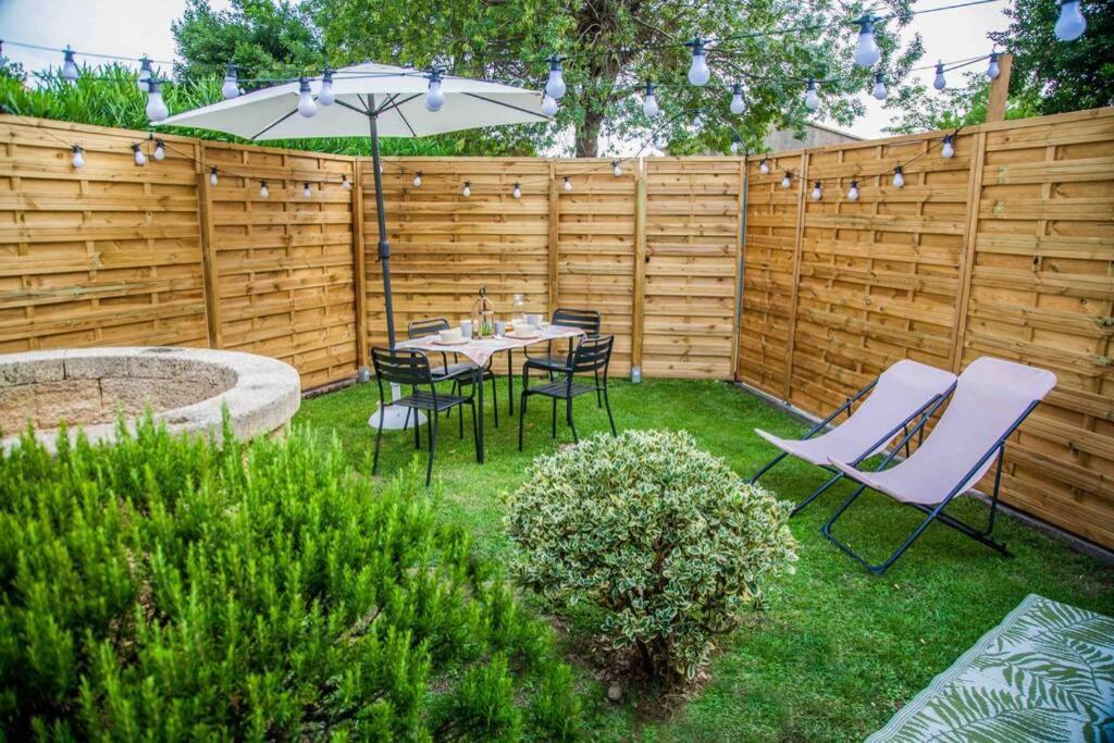 Charmant Studio/T2 Au Calme Avec Jardin Et Parking Fos-sur-Mer Eksteriør billede